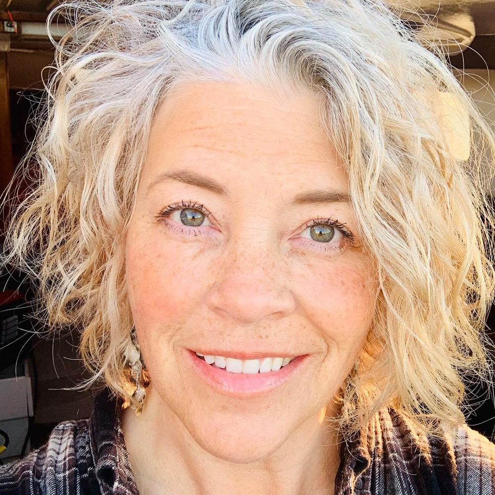 Meet your Posher, Lori